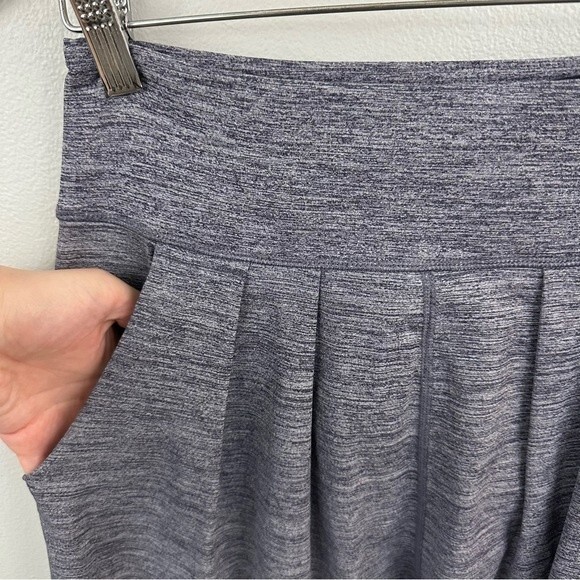 Lululemon Heathered Deep Indigo Happy Hatha Crop Size 4 - Picture 9 of 15